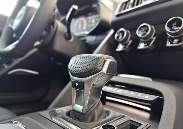 Audi R8 cena 675000 przebieg: 17500, rok produkcji 2021 z Opole małe 46